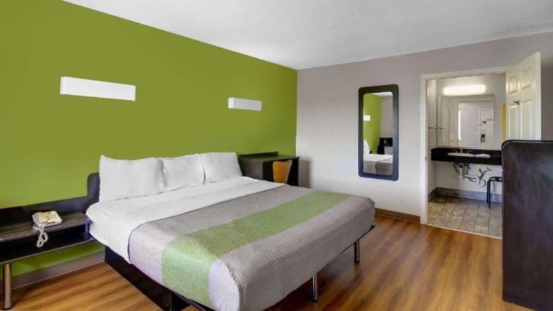 Motel 6 Charles Town hotel photo 3