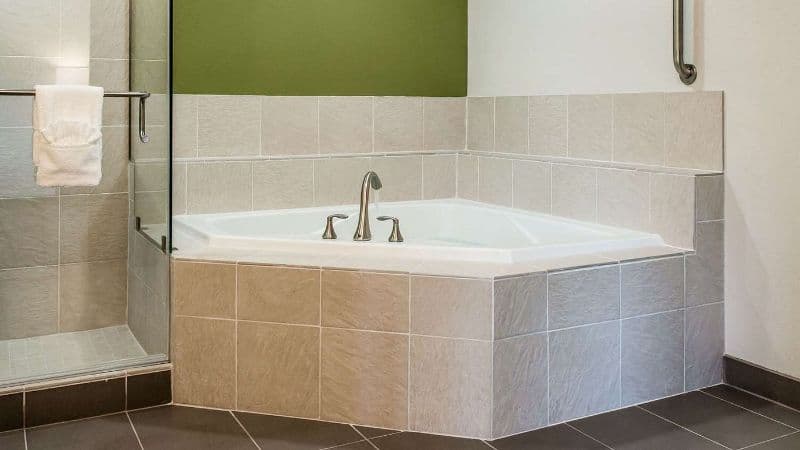 Sleep Inn Ellenboro Hwy 50 Jacuzzi room
