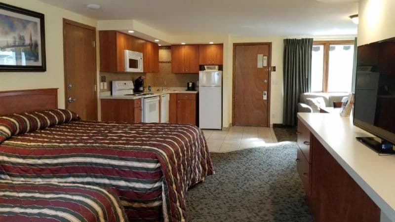 Black Hawk Motel & Suites hotel photo 5