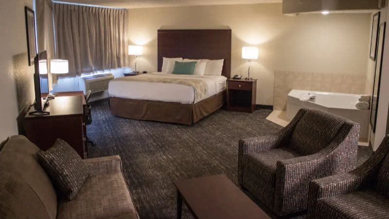 Cobblestone Suites – Oshkosh hotel photo 3