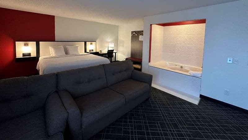 Ramada by Wyndham Waupaca hotel photo 2