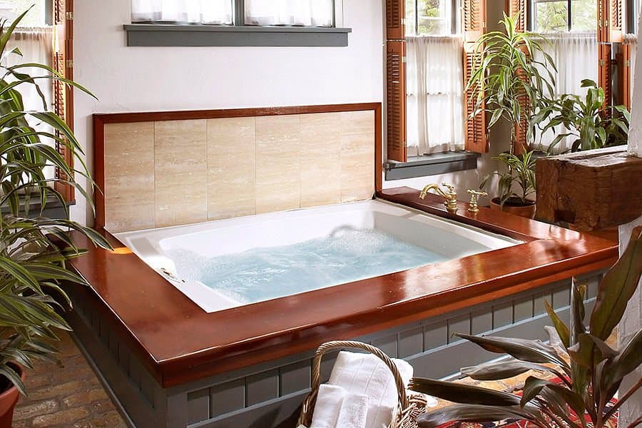 Washington House Inn Jacuzzi room