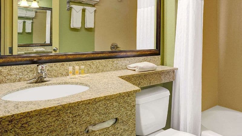 Days Inn by Wyndham Cheyenne hotel photo 2