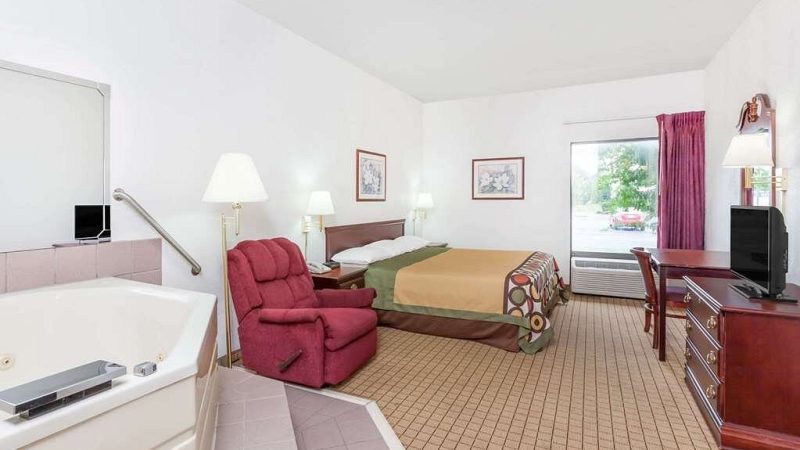 Super 8 by Wyndham Conway