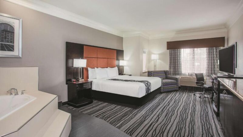 La Quinta Inn & Suites by Wyndham Dublin – Pleasanton photo 1