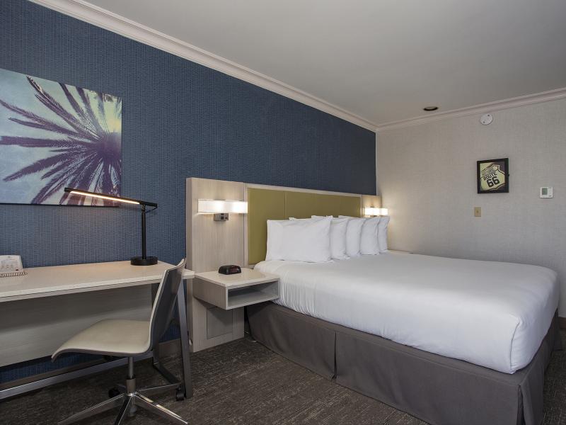SureStay by Best Western Santa Monica photo 1