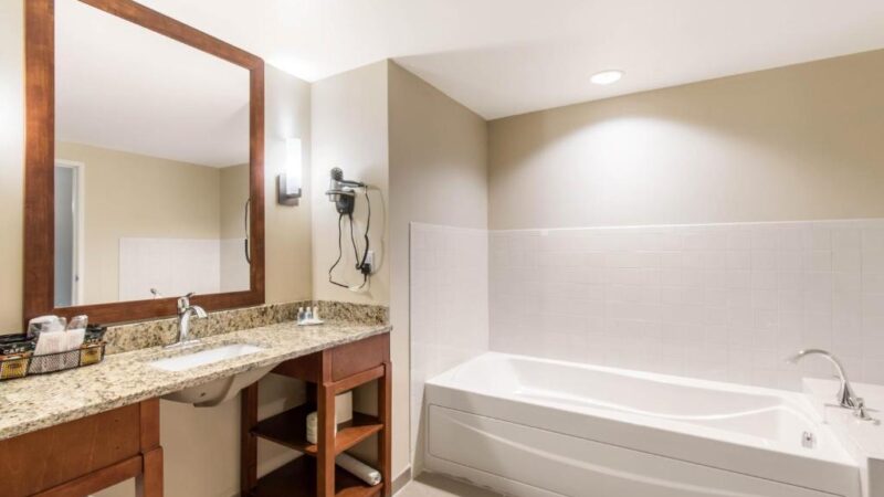Comfort Suites Denver near Anschutz Medical Campus