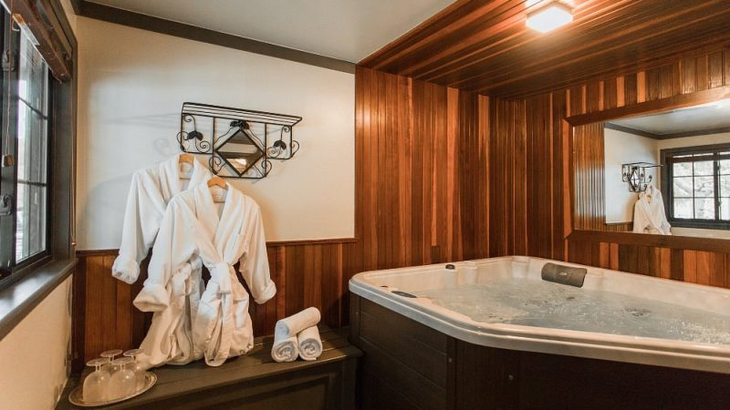 Highland Haven Creekside Inn