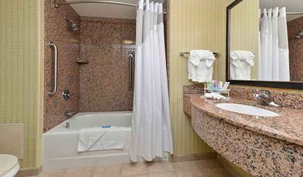 The Beall Mansion - King Suite with In-Room Whirlpool Tub
