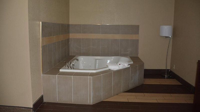 Super 8 by Wyndham Altoona