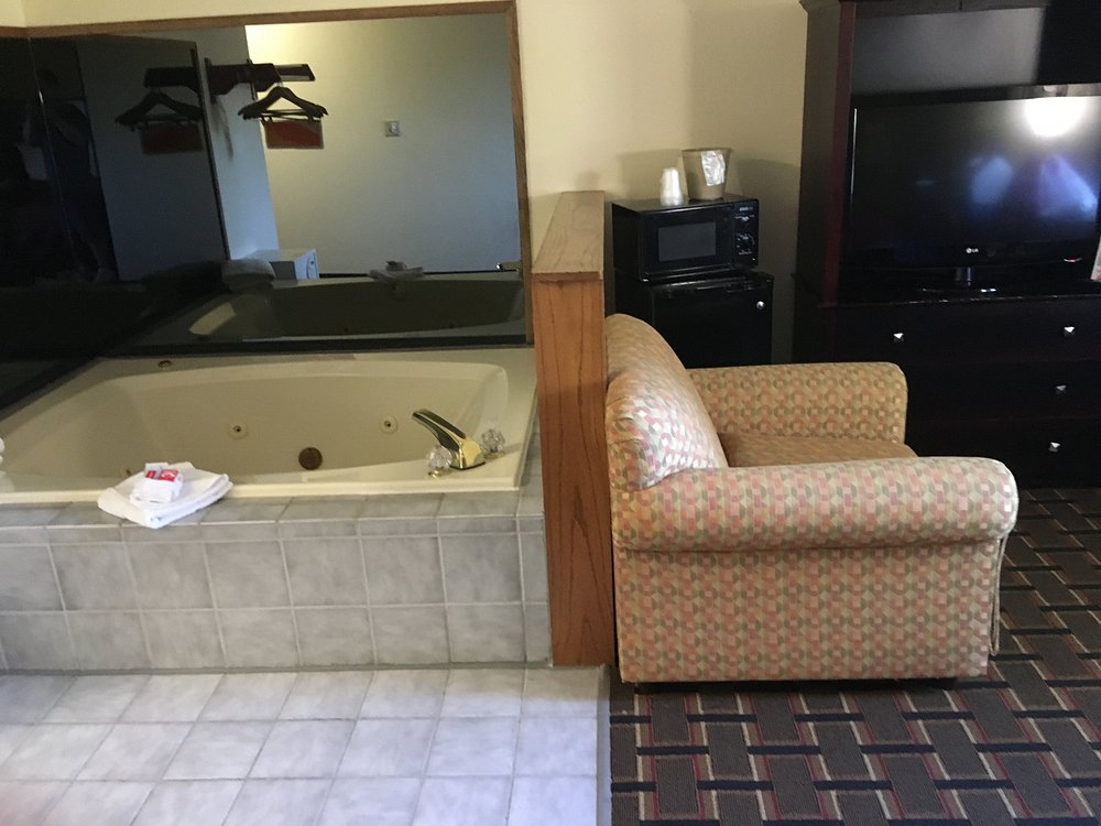 Wyndham Moline on John Deere Commons