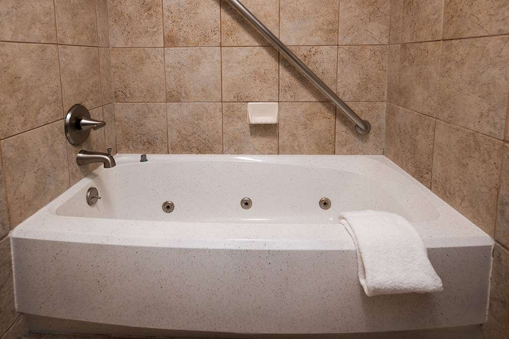 Endeavor Inn & Suites, Trademark Collection by Wyndham