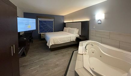 Holiday Inn Express & Suites Columbia East – Elkridge, an IHG Hotel