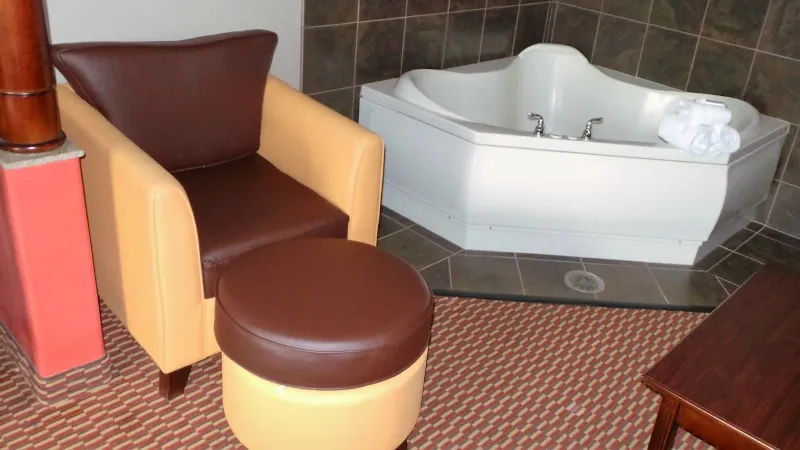 Red Roof Inn & Suites Detroit – Melvindale / Dearborn