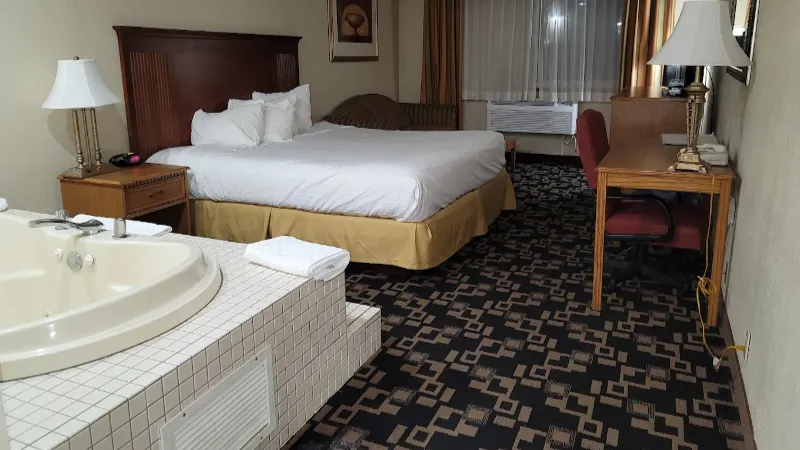 Comfort Inn & Suites Shakopee Inn