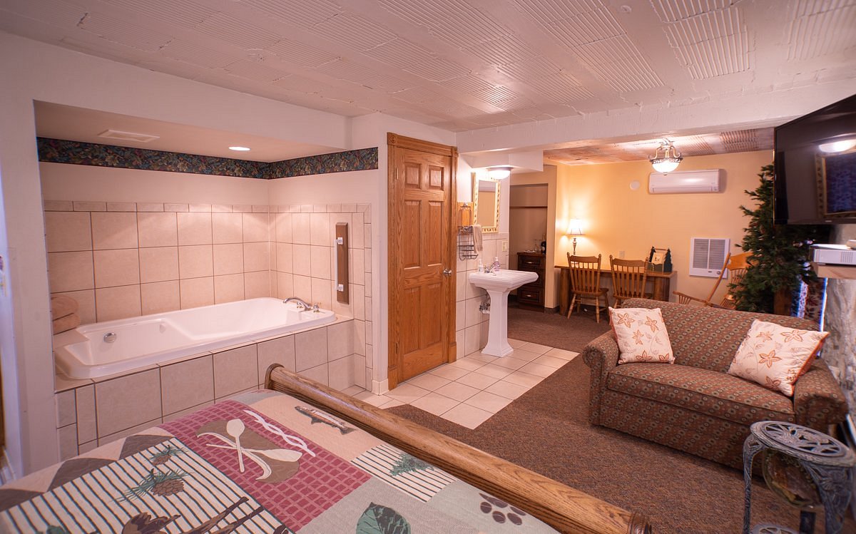 Stone Mill Hotel & Suites