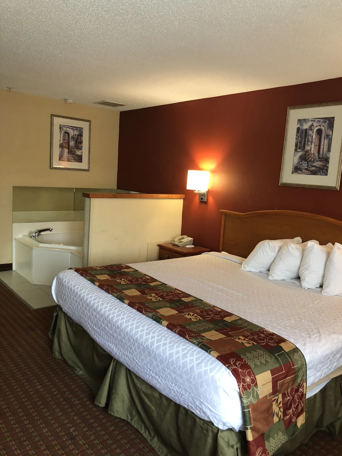 Millennium Inn photo 1
