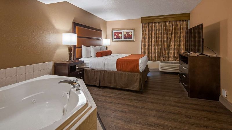 Best Western Crossroads of the Bluffs photo 1