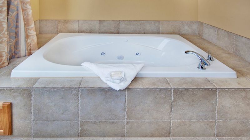 Holiday Inn Express Hotel & Suites Council Bluffs – Convention Center Area, an IHG Hotel photo 1