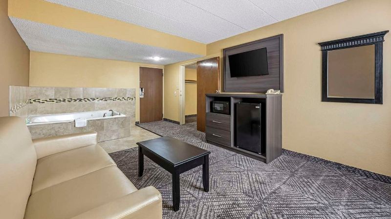 Quality Inn & Suites