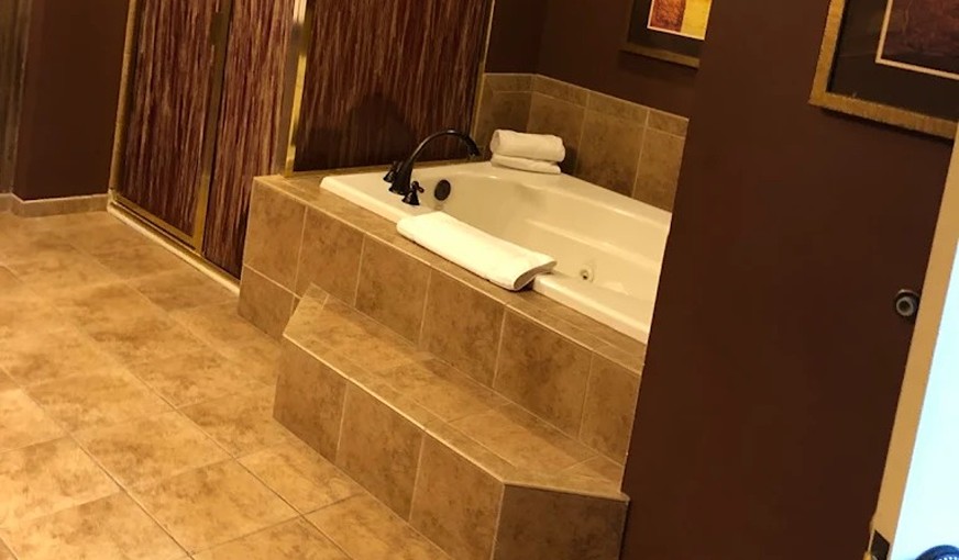Grand Cascades Lodge