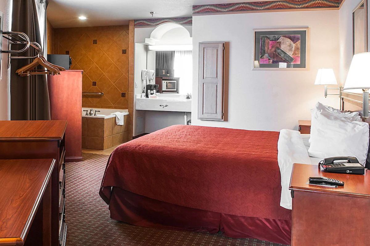 Quality Inn & Suites Las Cruces – University Area photo 1
