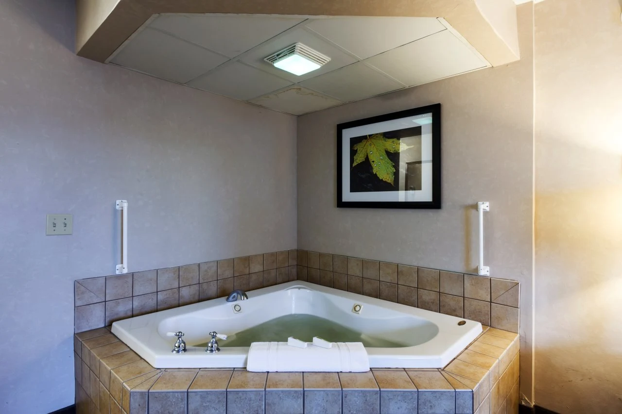 Fargo Inn & Suites