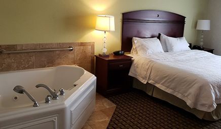 Hampton Inn & Suites Cleveland-Mentor