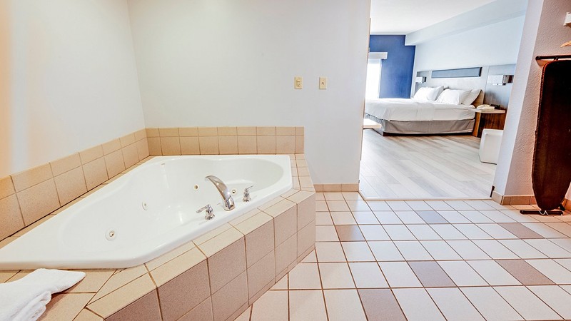Holiday Inn Express & Suites Columbus OSU-Medical Center, an IHG Hotel