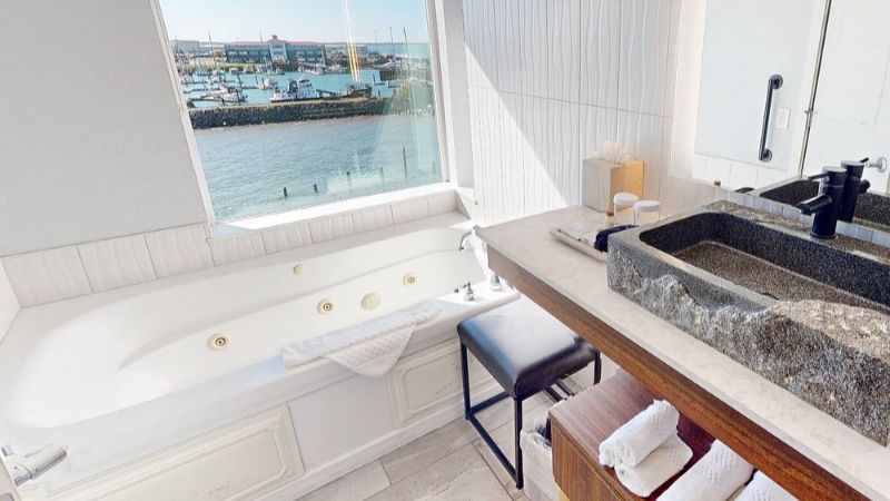 Cannery Pier Hotel & Spa
