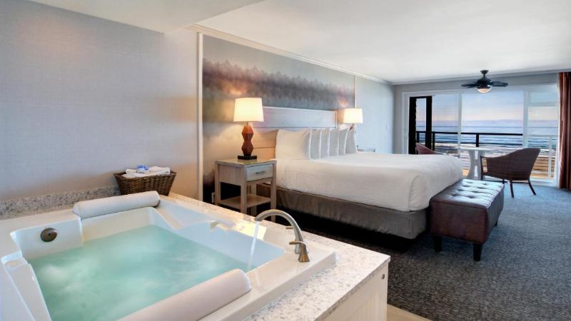 Hallmark Resort & Spa Cannon Beach