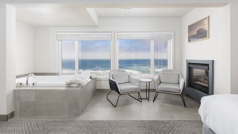 Surfland Hotel