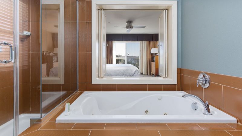 The Coho Oceanfront Lodge