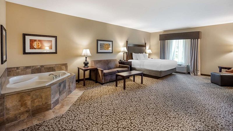 Best Western Plus Intercourse Village Inn
