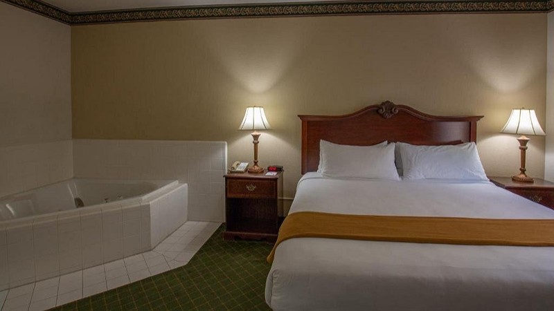 The Moncks Corner Inn