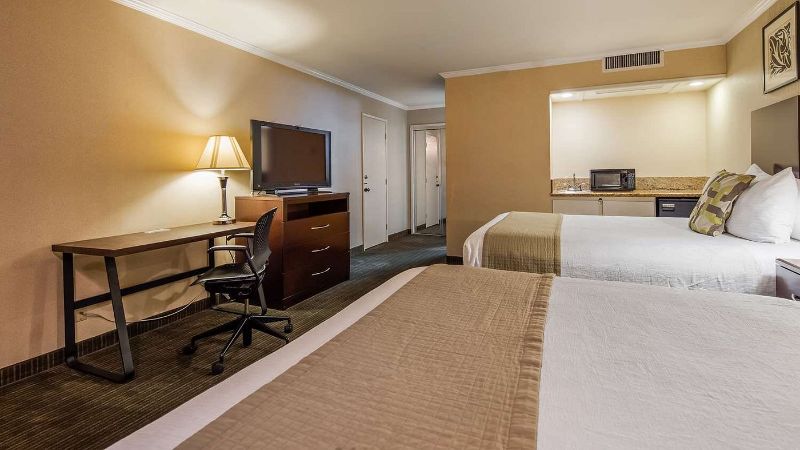 Comfort Inn Conroe - King Whirlpool Suite - King Suite with In-Room Whirlpool Tub