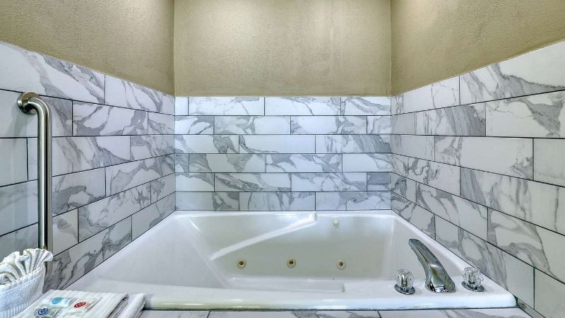 Comfort Suites Madison West – Middleton